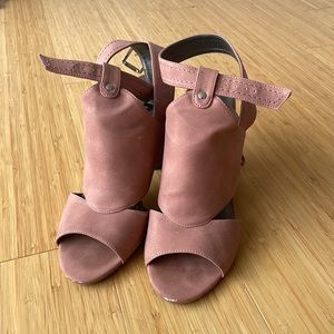 G by Guess block heels